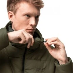 Jack Wolfskin Winterjacke Kyoto XT - Winddichte Isolationsjacke - Bonsaigrün Herren -Günstiges Draussen Herz Geschäft Jack Wolfskin 1206361 4144 kyoto xt jacket205 1200x1200 1