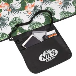 Nils Camp Picknickdecke NC8008 (Motiv Flamingo) Grün 220x200cm -Günstiges Draussen Herz Geschäft Nils Camp Picknicdecke NC8008 6 600x600 1