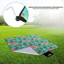 Nils Camp Picknickdecke NC8019 (Motiv Kolibri) Grün 200x200cm -Günstiges Draussen Herz Geschäft Nils Camp Picknicdecke NC8019 2 600x600 1