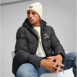 Puma Strickmütze (Beanie) Classic Cuff Unisex - Rippenstruktur - Beige- 1 Stück -Günstiges Draussen Herz Geschäft Puma Strickmuetze Classic Cuff 024038 04 3 947x947 1