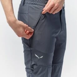 Salewa Softshell-Wanderhose Talveno 2in1 DST (wasserabweisend) Mit Zip-off-Beinen Schwarz Herren 12 Salewa Softshell-Wanderhose Talveno 2in1 DST (wasserabweisend) Mit Zip-off-Beinen Schwarz Herren -Günstiges Draussen Herz Geschäft Salewa 27800 0910 Softshellhose 3 1120x1120 1