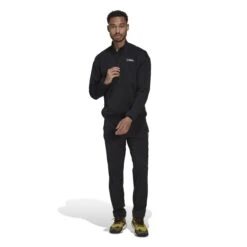 ADIDAS PERFORMANCE Adidas Fleecepullover Terrex Utilitas Hike Half-Zip Schwarz Herren -Günstiges Draussen Herz Geschäft adidas HH9252 Terrex Utilitas Pullover203 1200x1200 1